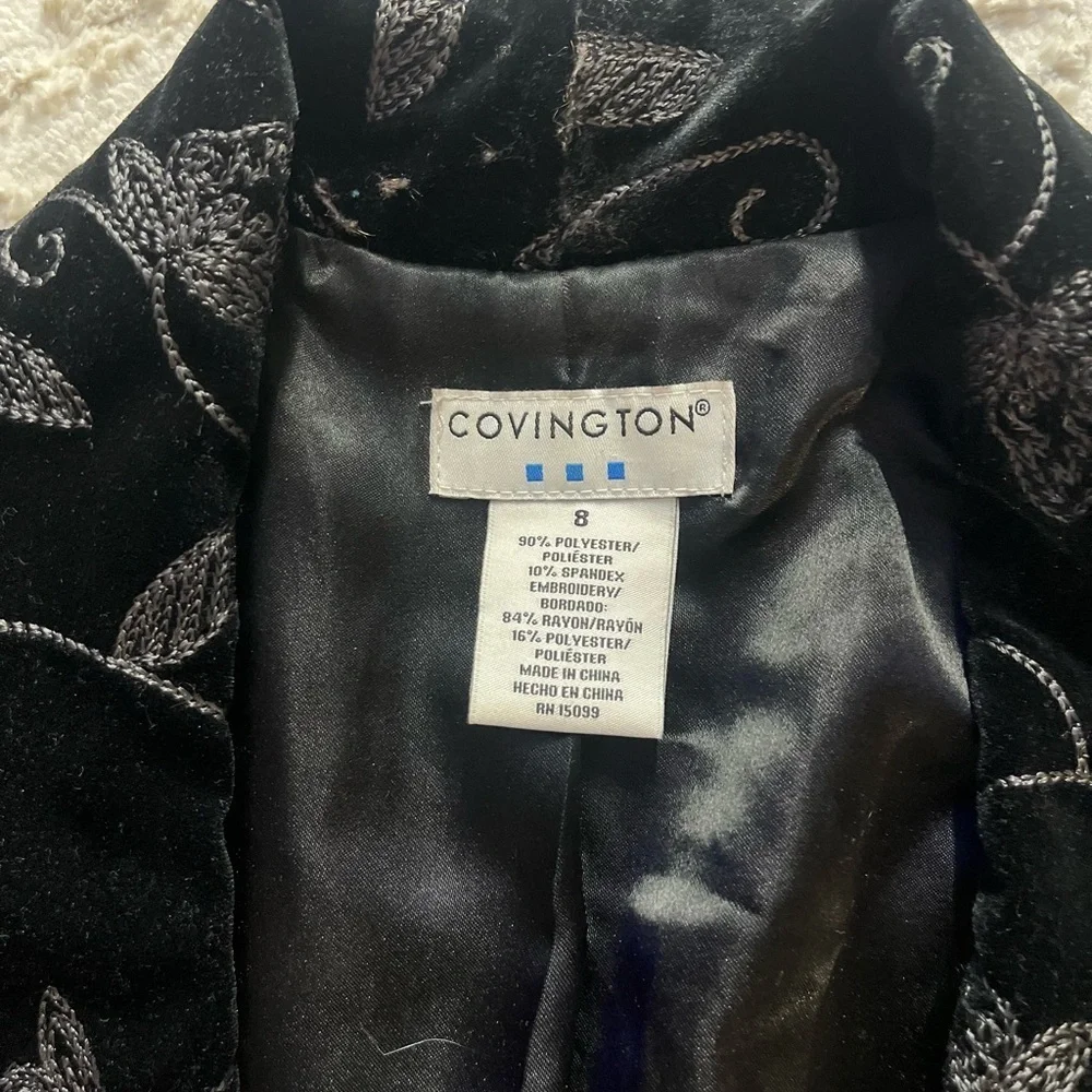 Covington fancy Black and Silver Embroidered velvet Blazer jeweled button - Picture 4 of 4